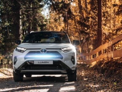 Lumen grillkit Toyota Rav4 2019+ Hybrid