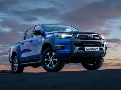 Lumen grillkit Toyota Hilux SR+ Invincible X CS20