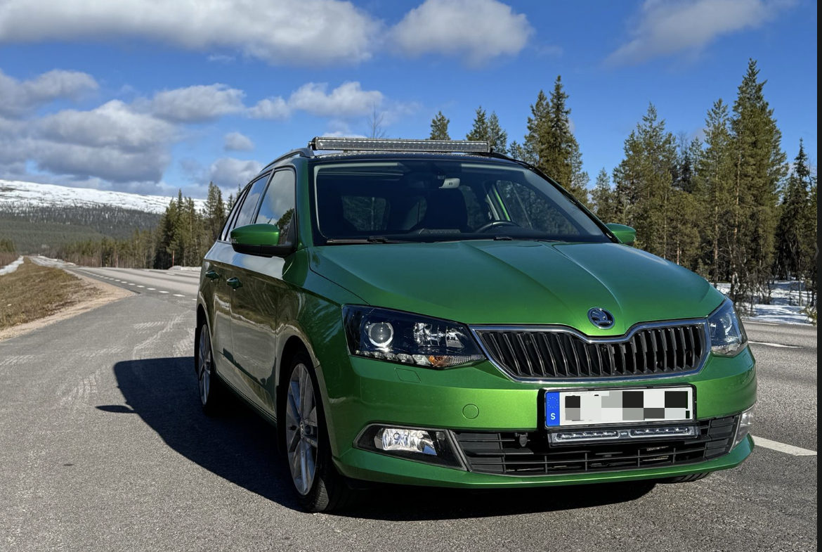 Skoda Octavia con Luxtar Ticon